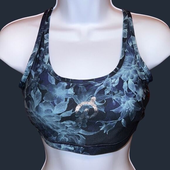 NWT Peloton WITH WOMEN'S Removable Pad Strappy Back Sports Bra Size Medium - Picture 1 of 6